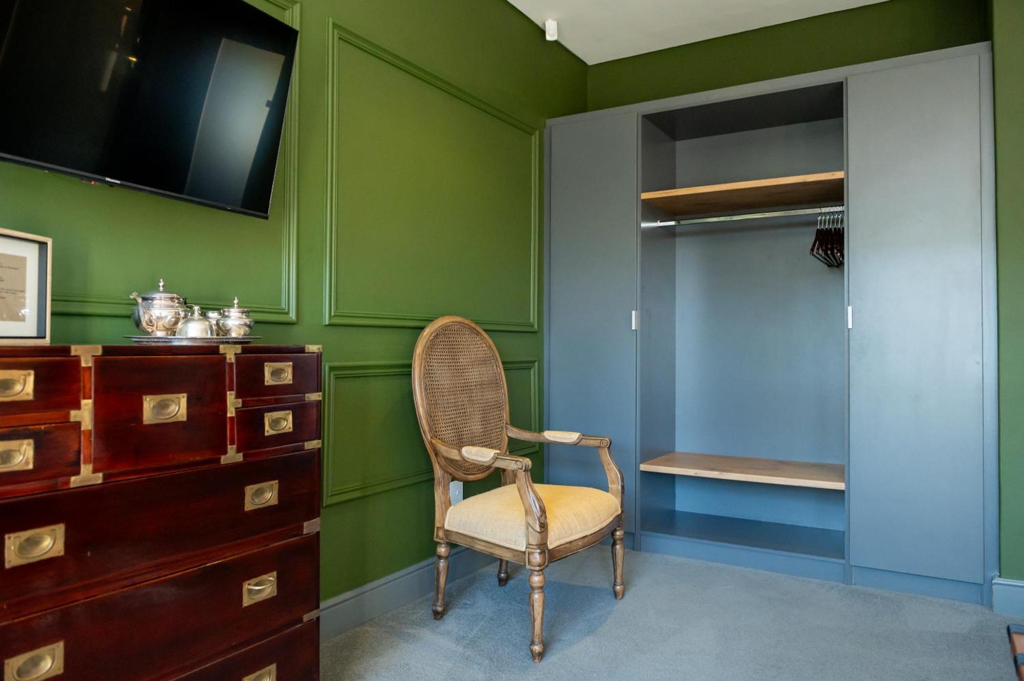 Blix Inn Guesthouse 斯泰伦博斯 外观 照片