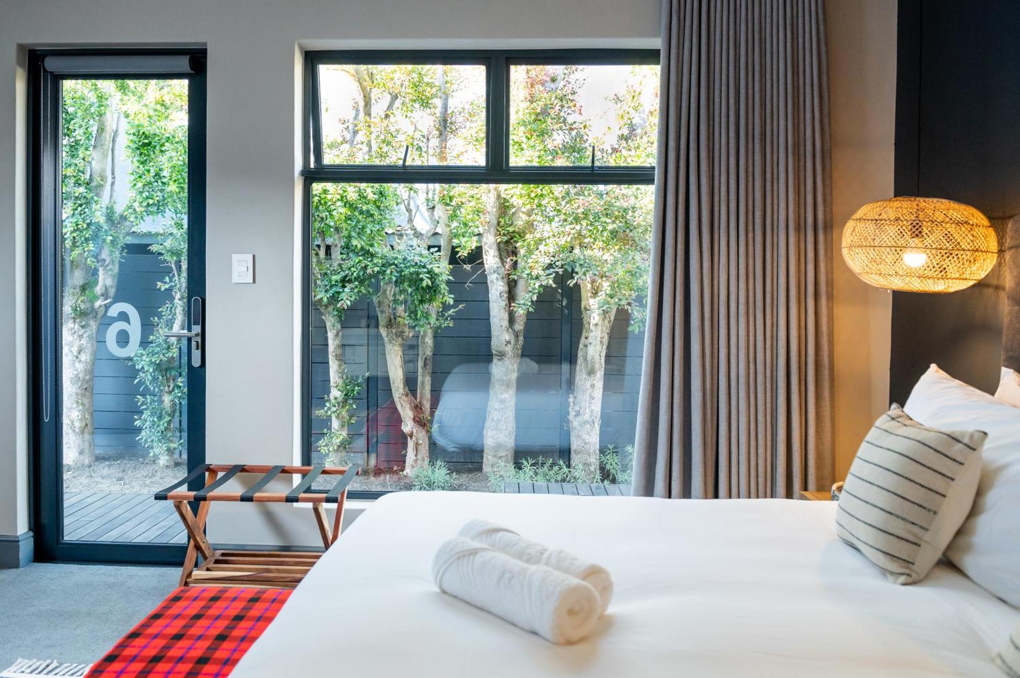 Blix Inn Guesthouse 斯泰伦博斯 外观 照片